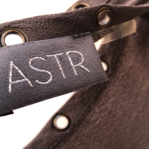 ASTR Gray High and Low Dress Size XS - Picture 8 of 9